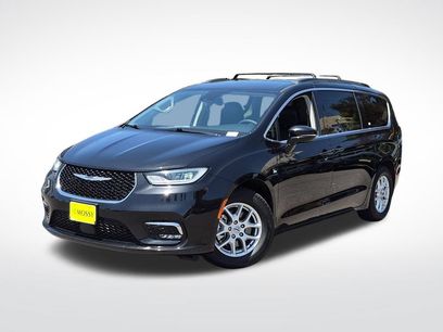 Used 2022 Chrysler Pacifica Touring-L