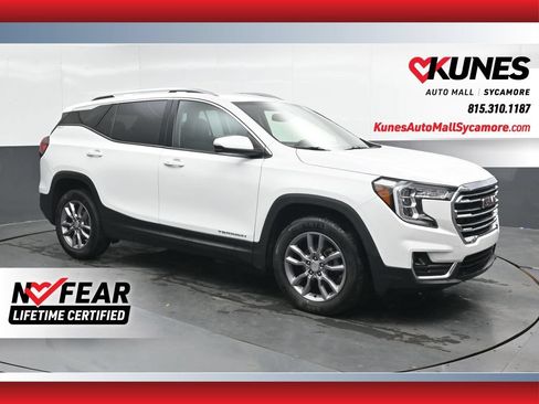 Used 2024 GMC Terrain SLT AWD/4WD image 1