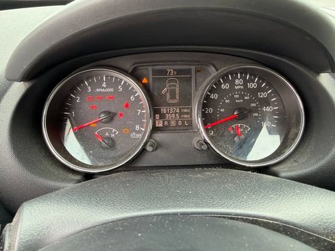 Used 2011 Nissan Rogue SV AWD/4WD image 14