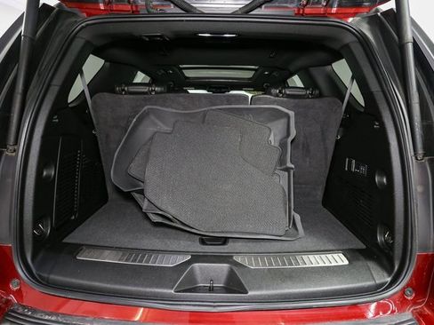 Used 2024 GMC Yukon Denali image 12