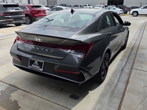 New 2026 Hyundai Elantra Sport FWD image 4