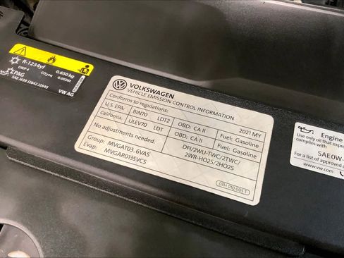 Used 2021 Volkswagen Atlas SE w/ Panoramic Sunroof Package image 32