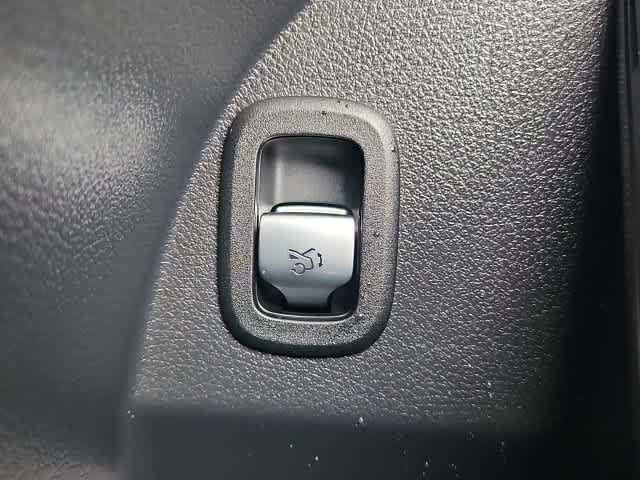 Certified 2026 Mercedes-Benz GLC 300 4MATIC image 41