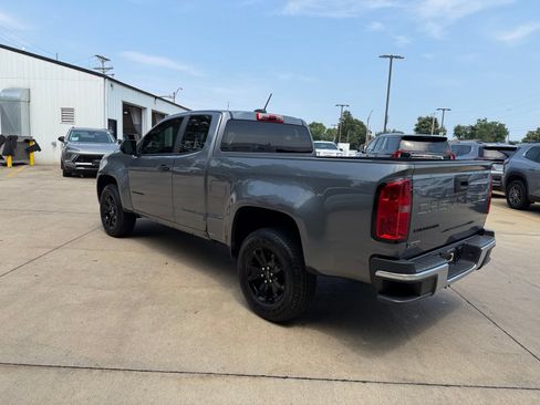 Used 2021 Chevrolet Colorado W/T RWD image 27