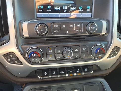 Used 2017 GMC Sierra 3500 SLT w/ Duramax Plus Package image 13