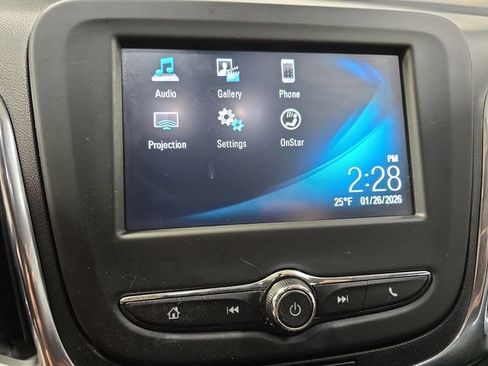 Used 2018 Chevrolet Equinox LT image 23