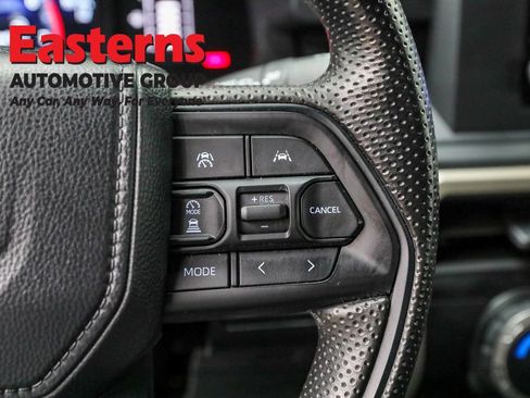 Used 2024 Toyota Tacoma SR image 16