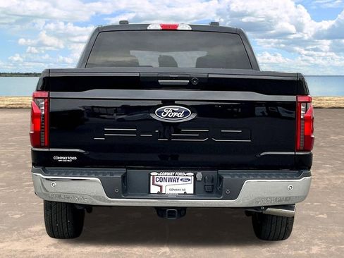 Used 2024 Ford F150 XLT w/ Tow/Haul Package image 7