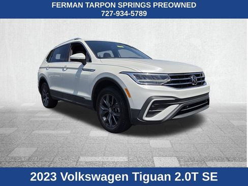 Used 2023 Volkswagen Tiguan SE FWD image 1