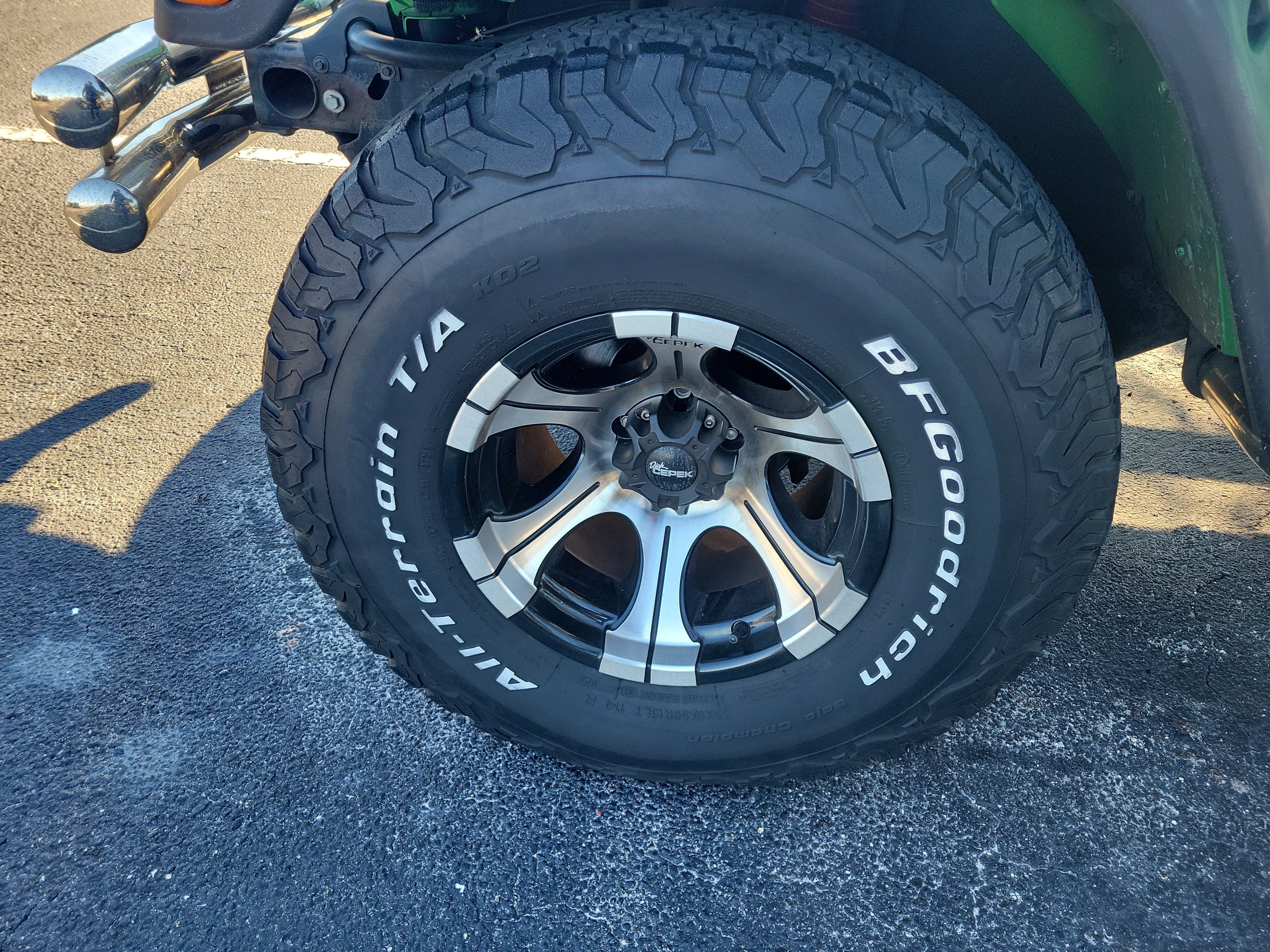 Used 2004 Jeep Wrangler X w/ Wheel Plus Group AWD/4WD image 5
