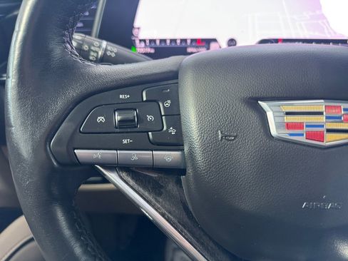 Used 2022 Cadillac Escalade Premium Luxury w/ Performance Package image 24