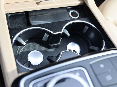 Used 2018 Mercedes-Benz GLE 350 4MATIC image 31