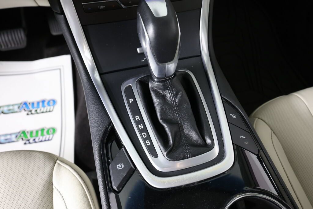 Used 2015 Ford Edge Titanium w/ Equipment Group 302A AWD/4WD image 39