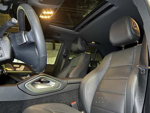 Used 2025 Mercedes-Benz GLE 350 4MATIC image 25