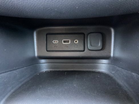 Used 2024 Chevrolet Equinox LT image 25