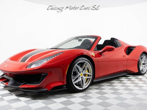 Used 2020 Ferrari 488 Pista Spider RWD image 2