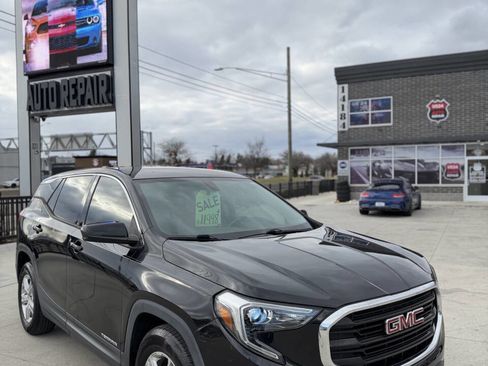 Used 2018 GMC Terrain SLE FWD image 1