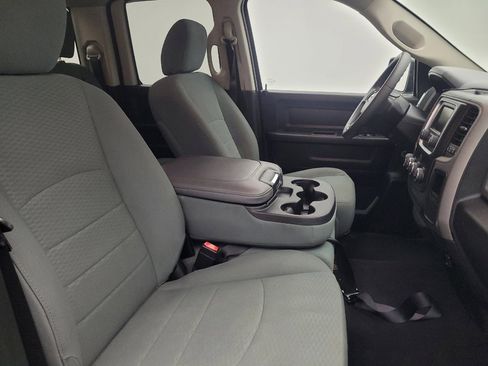 Used 2018 RAM 1500 Express RWD image 21