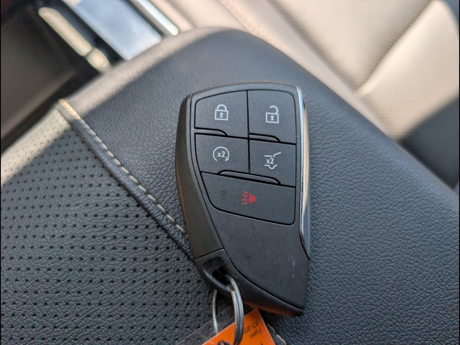 Used 2025 Chevrolet Traverse High Country FWD image 20