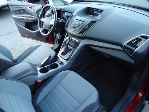 Used 2013 Ford C-MAX SE w/ Winter Pkg image 18