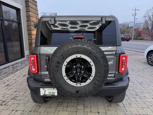 Used 2022 Ford Bronco Badlands image 54