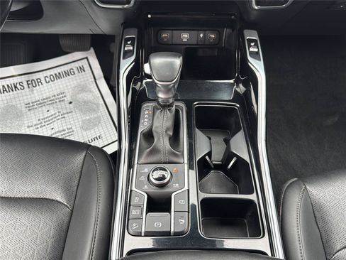 Used 2023 Kia Sorento SX AWD/4WD image 14