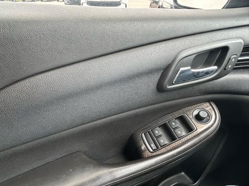 Used 2014 Chevrolet Malibu LT w/ Power Convenience Package FWD image 27