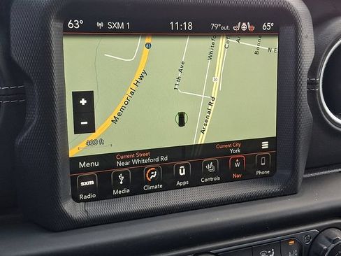 Used 2019 Jeep Wrangler Unlimited Sahara AWD/4WD image 18