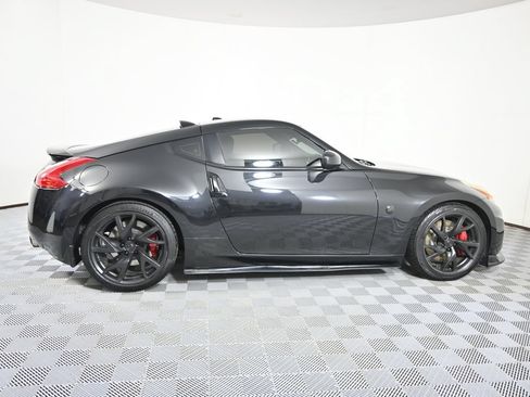 Used 2014 Nissan 370Z Touring w/ Sport Package RWD image 7