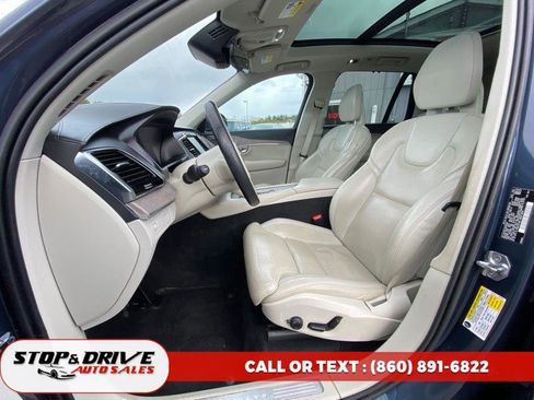 Used 2021 Volvo XC90 T6 Inscription w/ Climate Package image 17