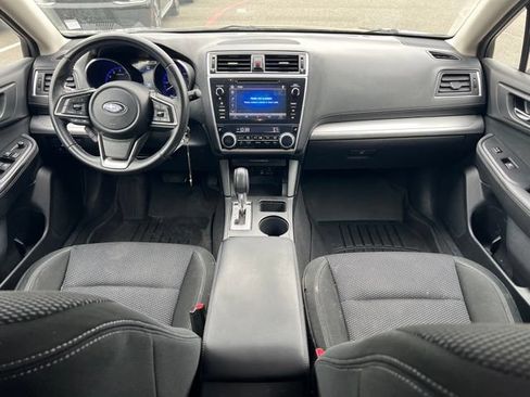Used 2019 Subaru Outback 2.5i Premium AWD/4WD image 12