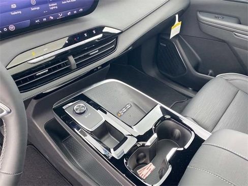 New 2026 Buick Enclave Sport Touring w/ Super Cruise Package image 21