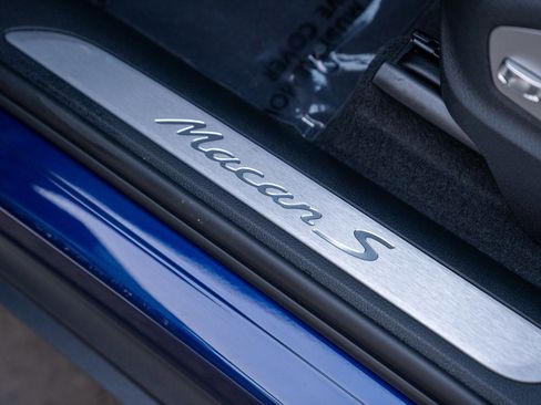 New 2026 Porsche Macan S image 12