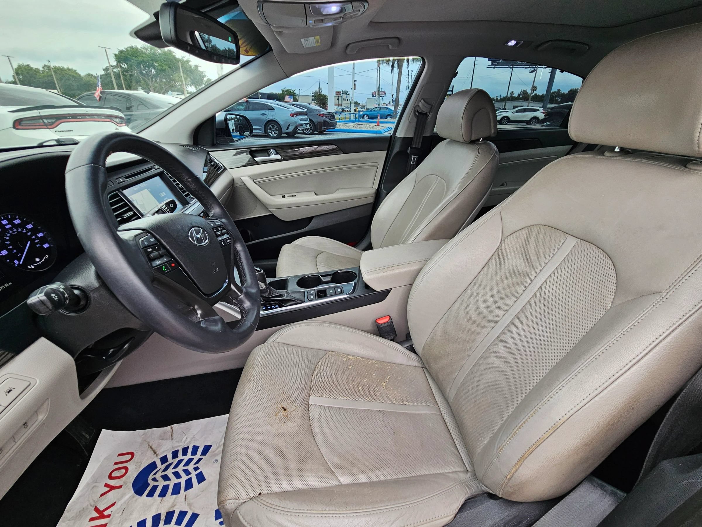 Used 2015 Hyundai Sonata Limited w/ Option Group 06 FWD image 16