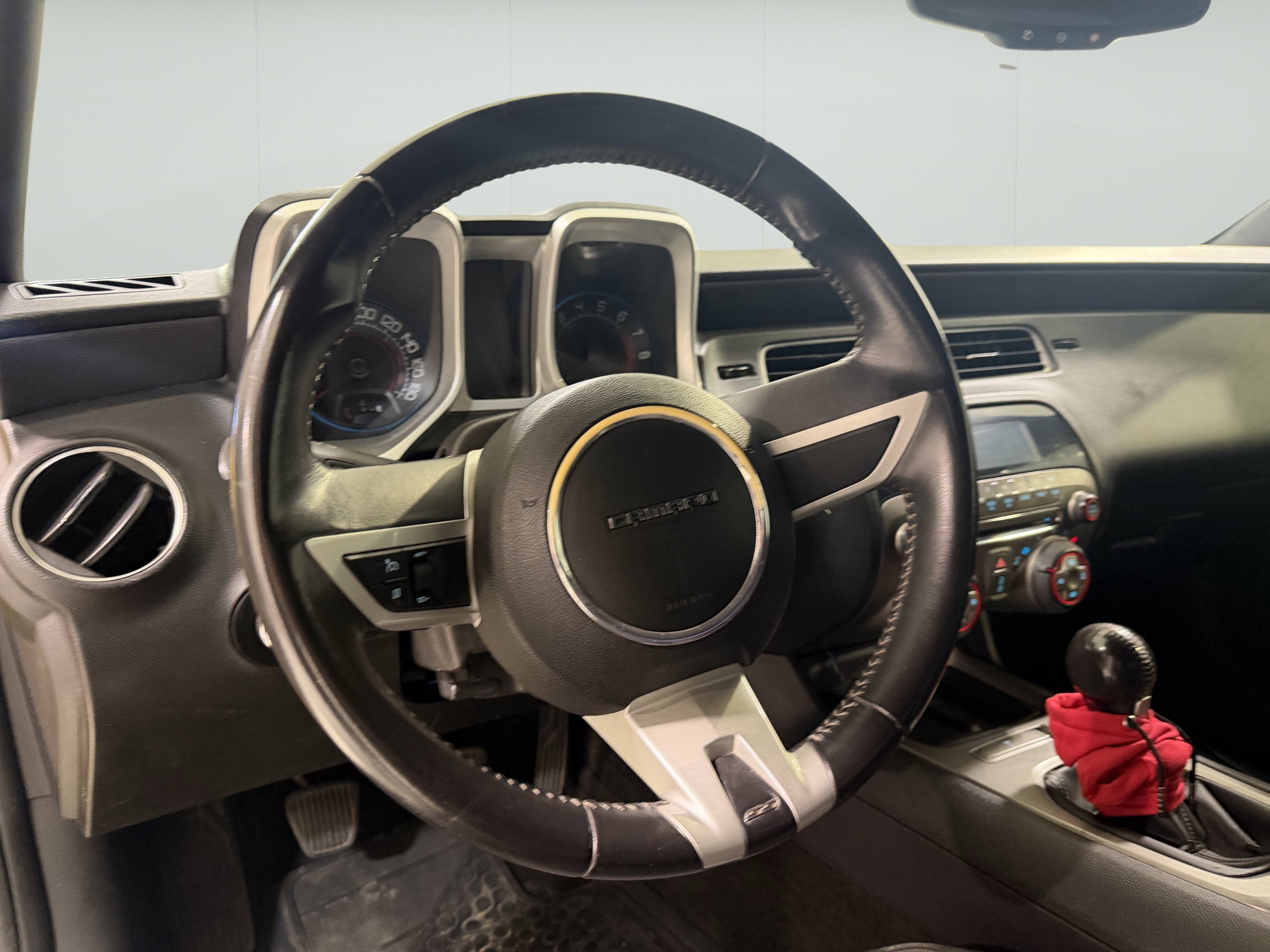 Used 2010 Chevrolet Camaro SS w/ LPO, Ground Effects Package RWD image 12