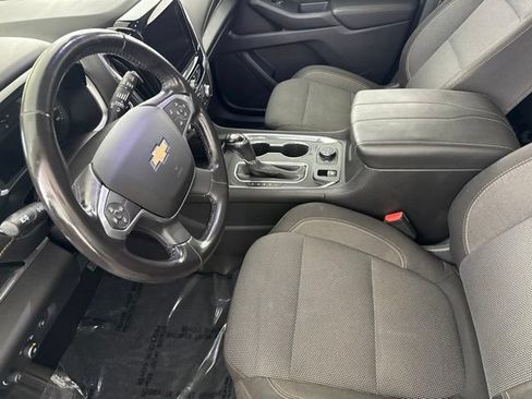 Used 2018 Chevrolet Traverse LT FWD image 20