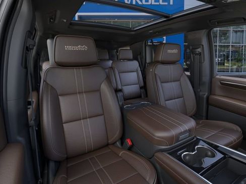 New 2026 Chevrolet Tahoe High Country AWD/4WD image 16