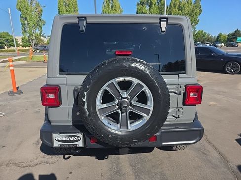Certified 2020 Jeep Wrangler Unlimited Sahara AWD/4WD image 4
