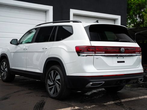 Used 2026 Volkswagen Atlas SE FWD image 6