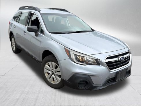 Used 2019 Subaru Outback 2.5i AWD/4WD image 4