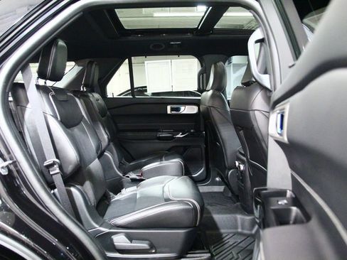 Used 2024 Ford Explorer ST w/ Equipment Group 401A image 24