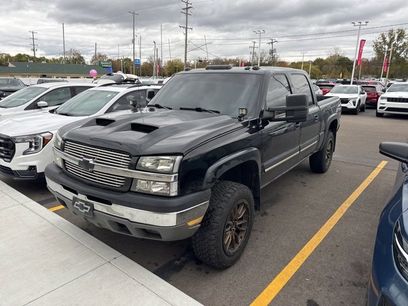 Used 2004 Chevrolet Silverado 1500 w/ Z71 Convenience Package 1