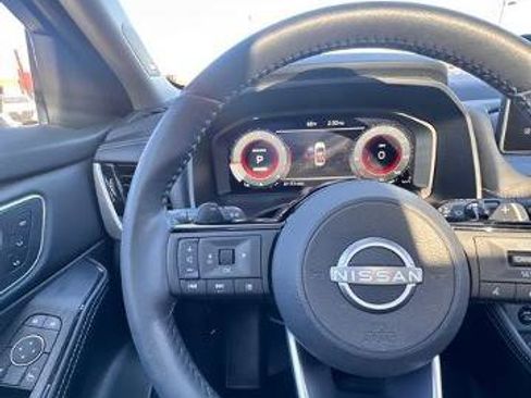 Certified 2024 Nissan Rogue Platinum w/ Platinum Premium Package image 18