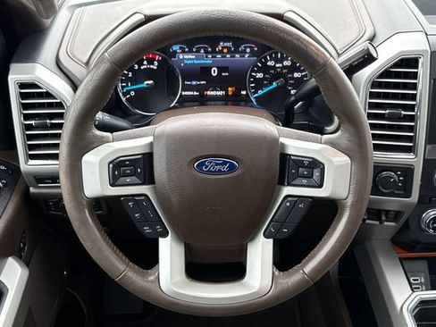 Used 2017 Ford F250 King Ranch w/ King Ranch Ultimate Package AWD/4WD image 13