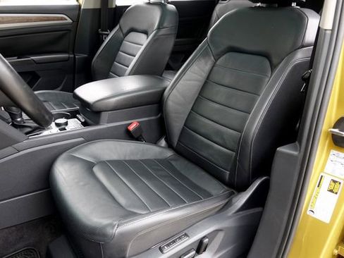 Used 2018 Volkswagen Atlas SEL Premium image 13