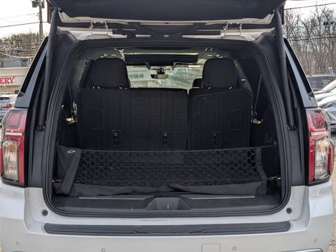 Used 2022 Chevrolet Suburban High Country image 15