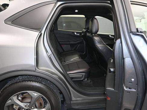 Used 2025 Ford Escape ST-Line Select AWD/4WD image 25
