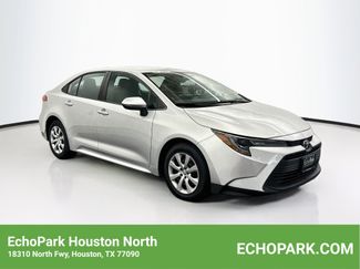 Used 2025 Toyota Corolla LE FWD video 1
