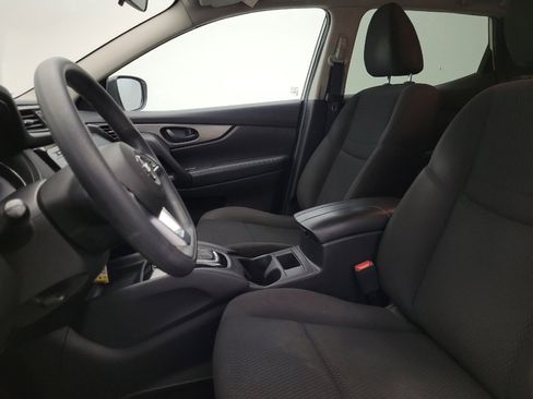 Used 2018 Nissan Rogue Sport S w/ S Appearance Package FWD image 17