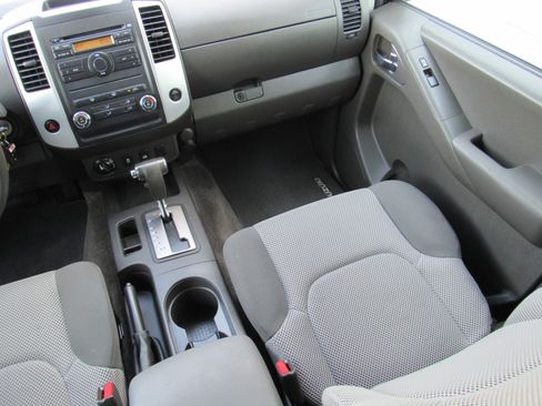 Used 2012 Suzuki Equator Sport AWD/4WD image 30
